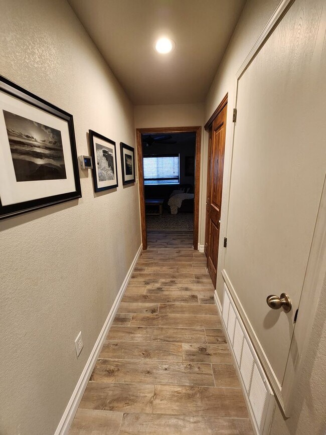 Building Photo - Amazing Fully Furnished Rental with Pool & Spa