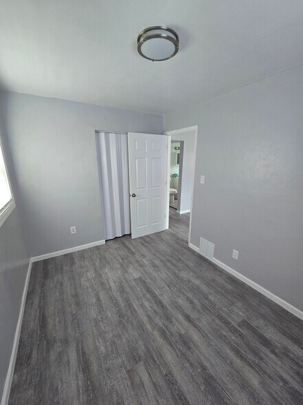 Building Photo - 1712 Georgia St