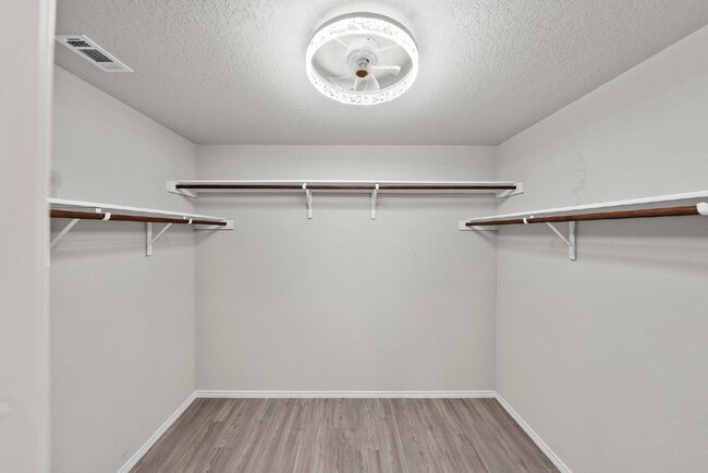 Building Photo - Stylish One Story Living with Modern Upgrades and Resort Style Amenities