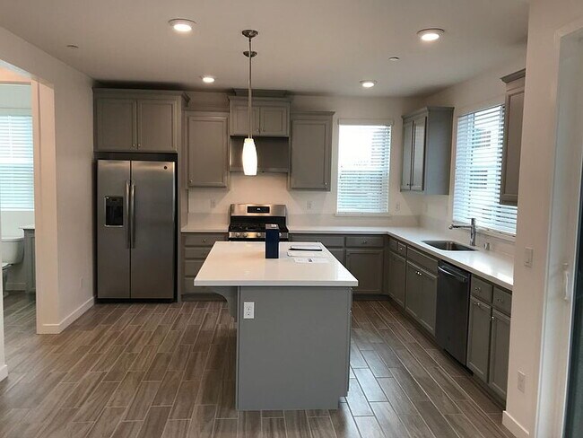 Building Photo - 3-Bedroom Gem with 2 Baths and 1,748 Sq Ft of Comfort in Dublin, CA!"