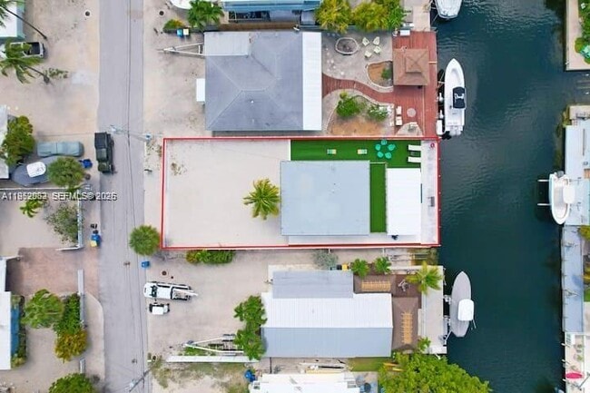 Building Photo - 125 Gardenia St