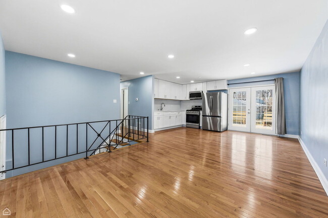 Building Photo - 22180 Navaho Ave