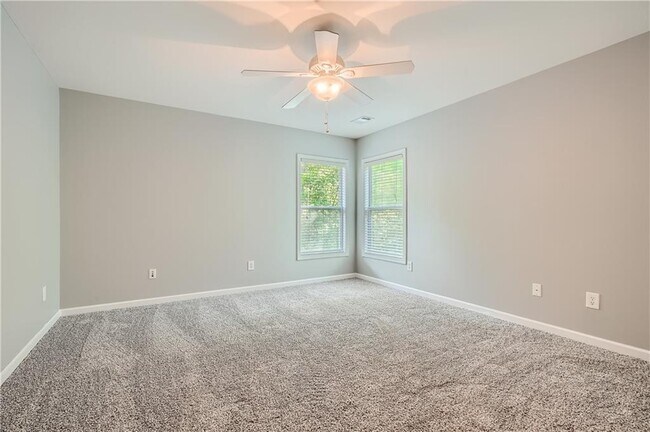 Building Photo - 5211 Lake Field Dr