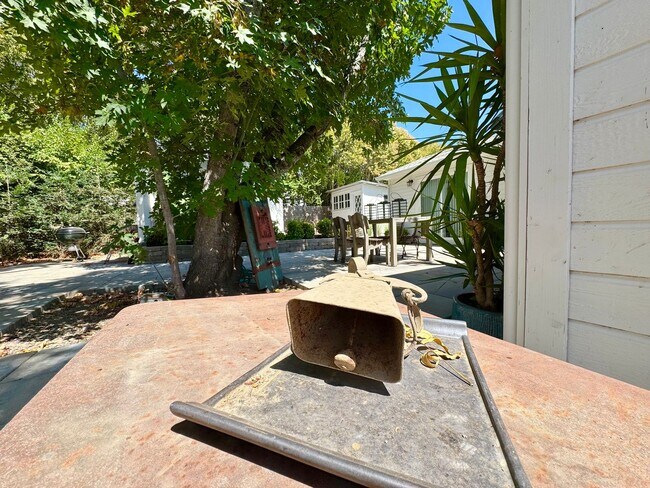 Building Photo - Rare Find Saint Helena Gem, “Upper Tainter...