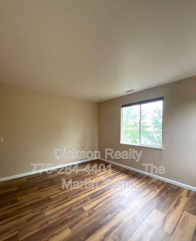 Building Photo - 1998 Amber Leaf Ct