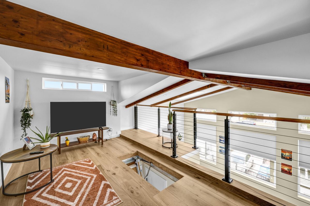 Building Photo - 4838 Gundry Ave