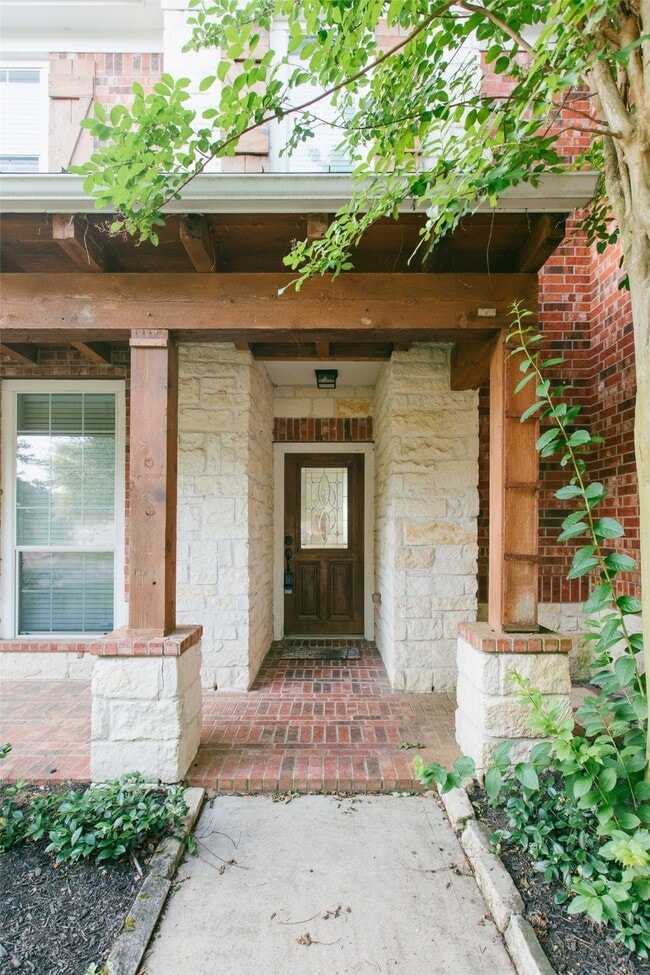 Building Photo - 20911 Avery Cove Ln