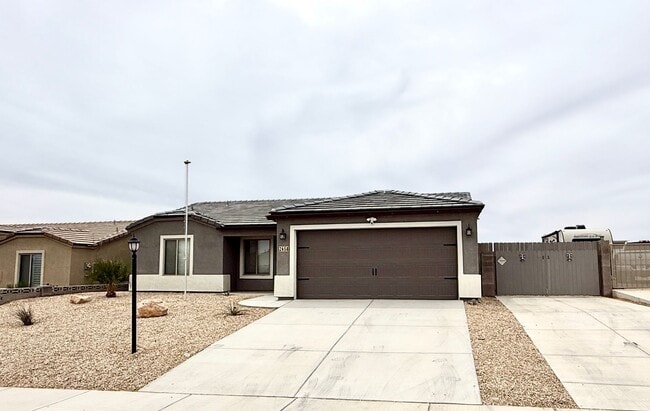 Building Photo - Stylish 3BR Home in Cerbat Vistas | Split Floor Plan, Covered Patio & 2-Car Garage!