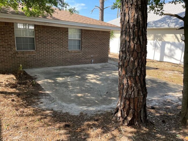 Building Photo - PRICE DROP! Beautiful 3 Bedroom House-$500...