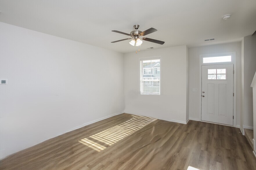 Building Photo - 176 Wahoo Cir