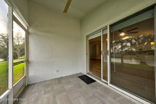 Building Photo - 1085 Sedgewood Cir