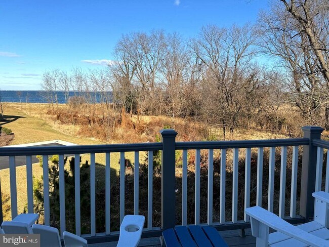 Building Photo - 907 Auckland Way