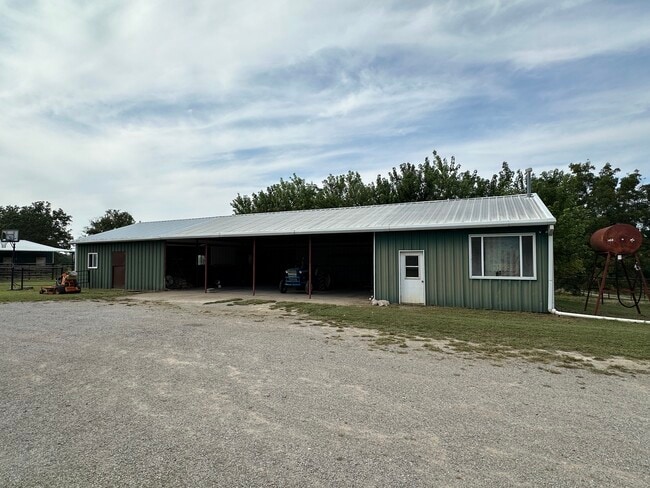 Building Photo - 27160 North 3990 Road