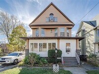 Building Photo - 10906 Grantwood Ave