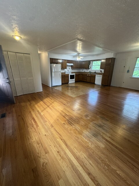 Building Photo - Free Application Fee — Refunded Upon Approval Through August 31! ½ Off First Full Month by 9/1 • ...