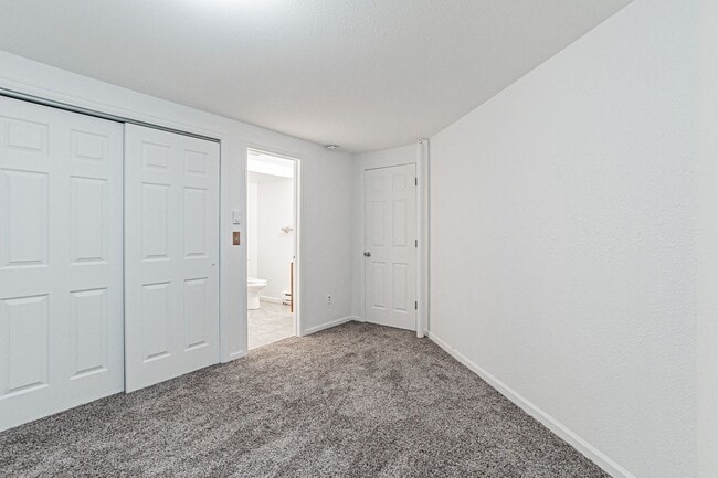 Building Photo - 3BD, 2.5BA Boulder Townhome with 2 Parking Spots