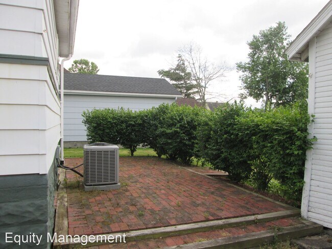 Building Photo - 2 br, 1 bath House - 1112 Washington