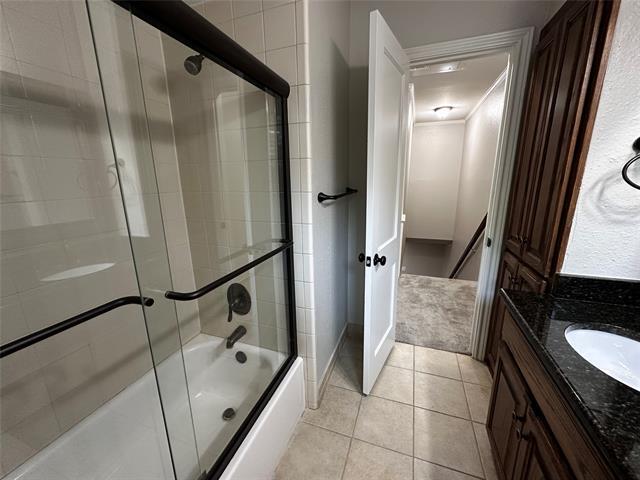 Building Photo - 6451 Oriole Dr