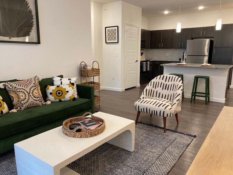 MedWest Apartments 7139 Wurzbach Rd San Antonio TX 78240 Apartment