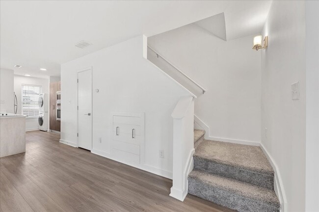 Building Photo - 1513 Briar Creek Rd