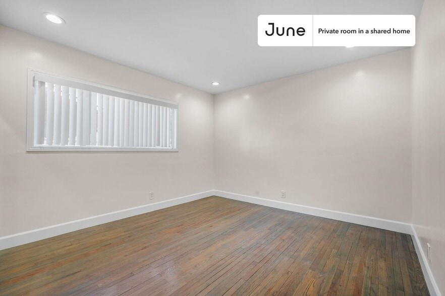 Building Photo - Room in Shared 4 bed/2 bath home