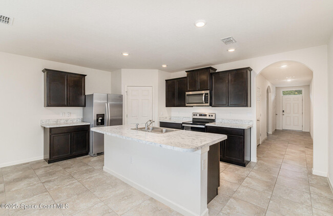 Building Photo - 1299 Buffing Cir SE