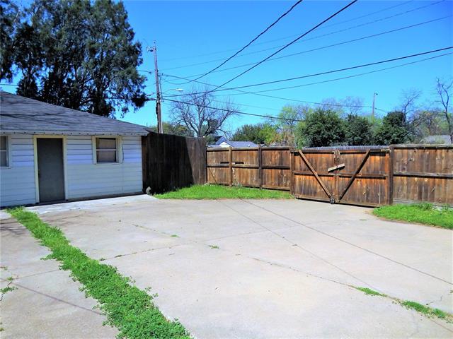 Building Photo - 6737 Kenwell St