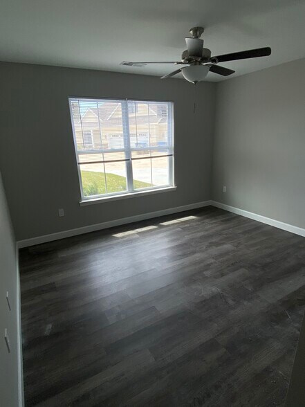 Building Photo - 2018 Serenade Ln
