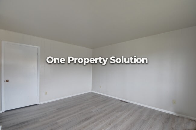 Building Photo - 1149 Logan St