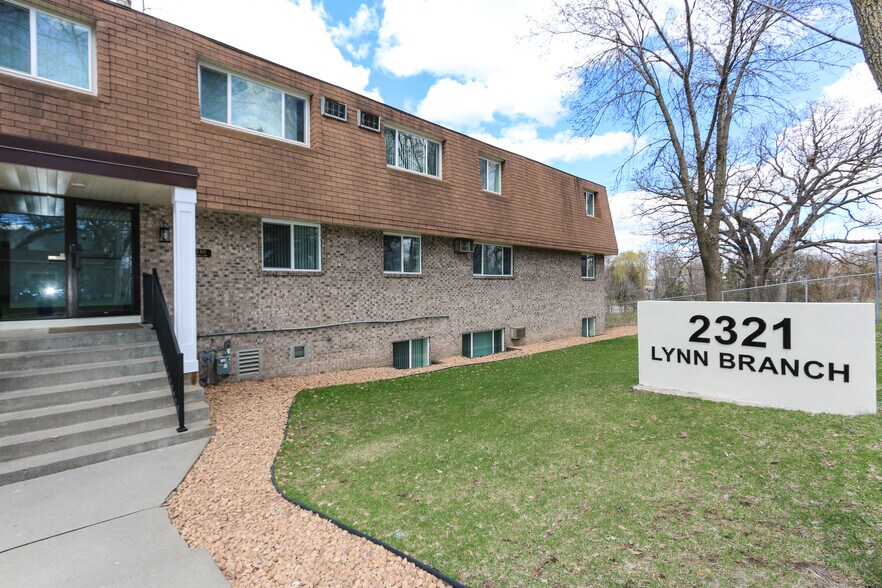 Lynn Branch - Cove Apartments
