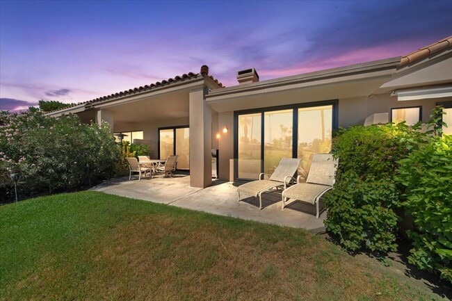 Building Photo - 38615 Palm Valley Dr