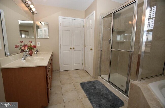 Building Photo - 60 Cypress Point Road