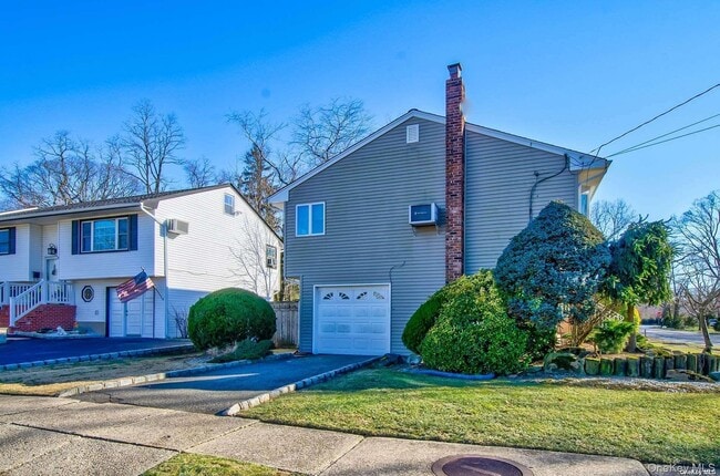 Building Photo - 450 Lenox Rd