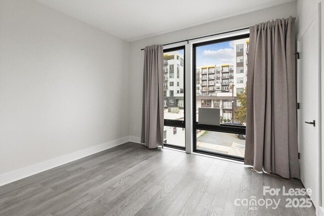 Building Photo - 1212 Minter Pl