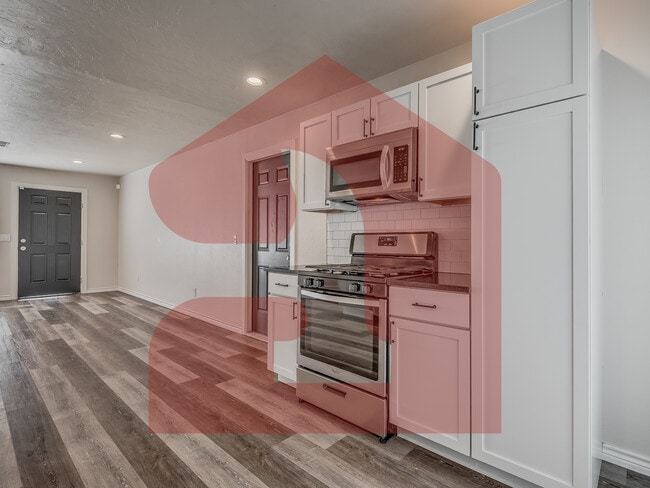 Building Photo - 231 NW 81st St