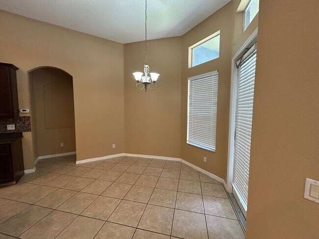 Building Photo - 854 Kazaros Cir