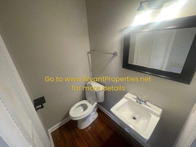 Building Photo - 317 Highland Heights Dr