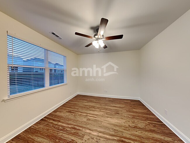 Building Photo - 4746 Chutney Dr