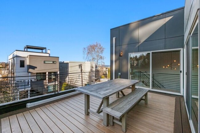 Building Photo - Stunning Air Conditioned Alki Condo Overlooking Majestic Puget Sound!