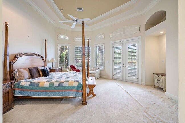 Building Photo - 1831 Sabal Palm Dr