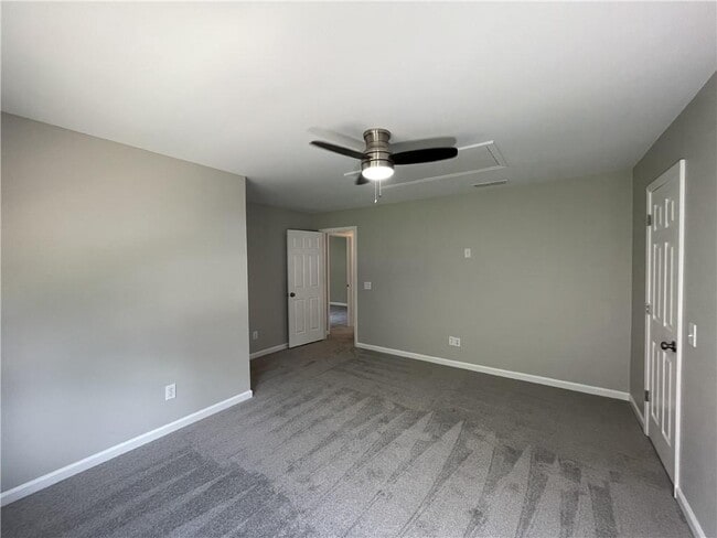 Building Photo - 655 Huntwick Pl