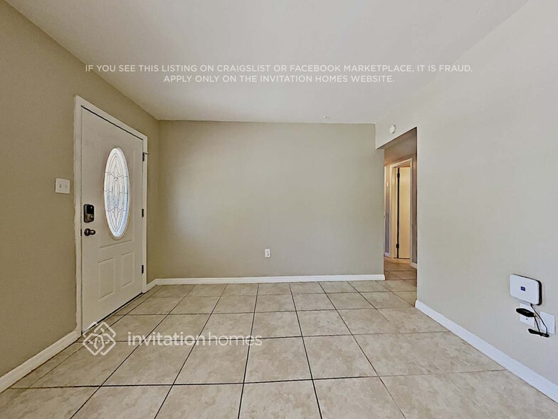 Building Photo - 2148 68th Terrace S