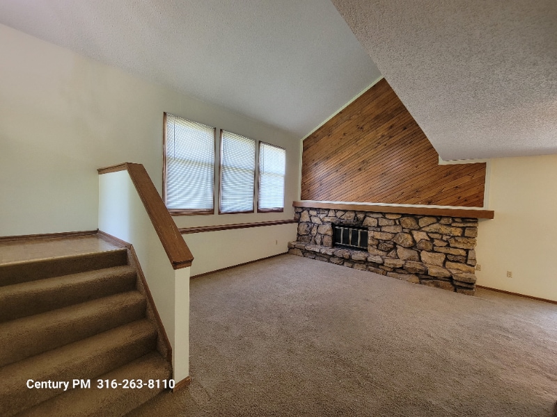 Building Photo - 2346 Walden Dr