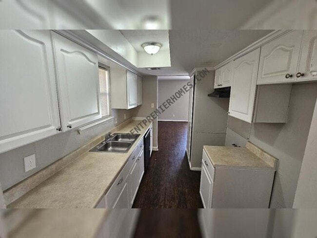 Building Photo - 5118 Mauritz Dr