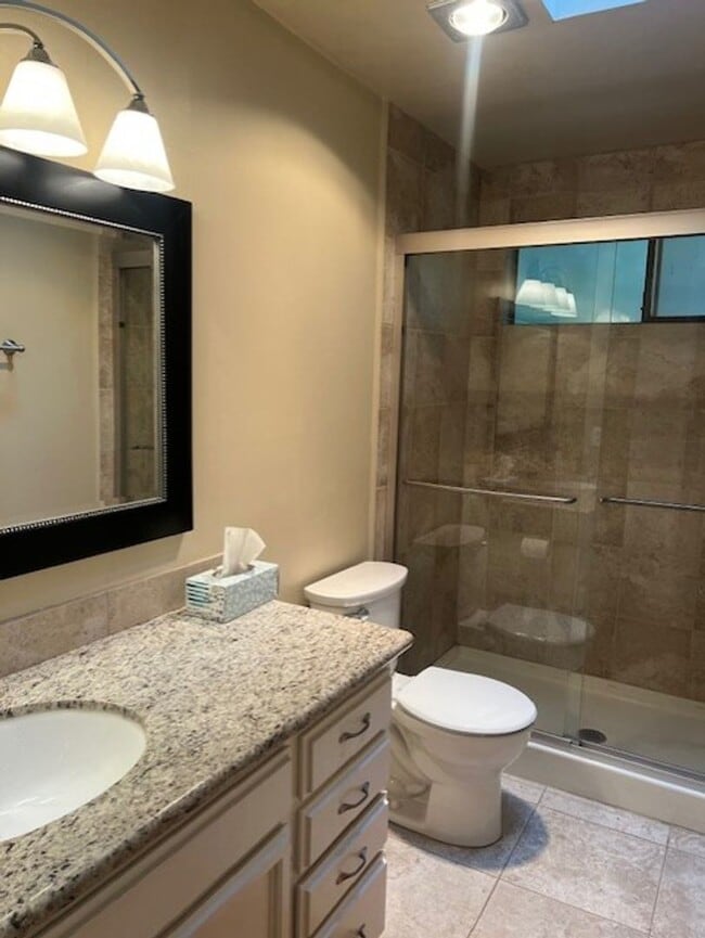 Building Photo - Highly desirable Sammamish 3 bedroom, 3 ba...