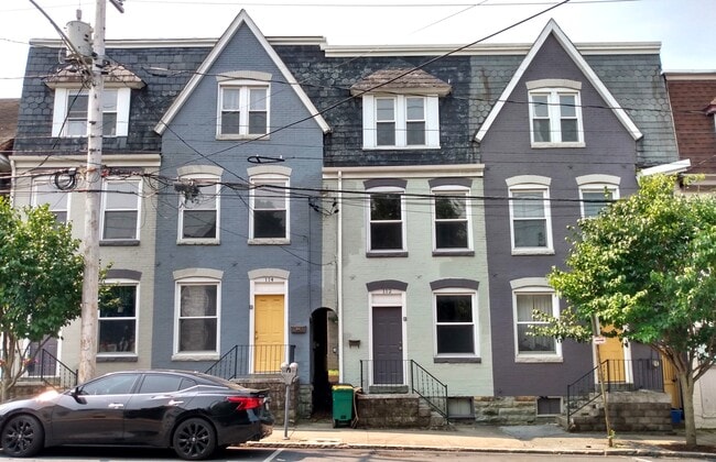 Building Photo - 112 E Washington St