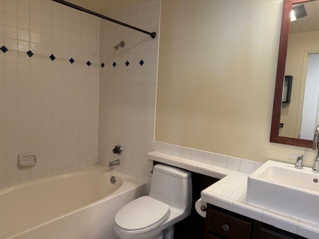 Building Photo - 2222 N Beachwood Dr