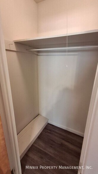 Building Photo - 4224 SW 2nd Ave