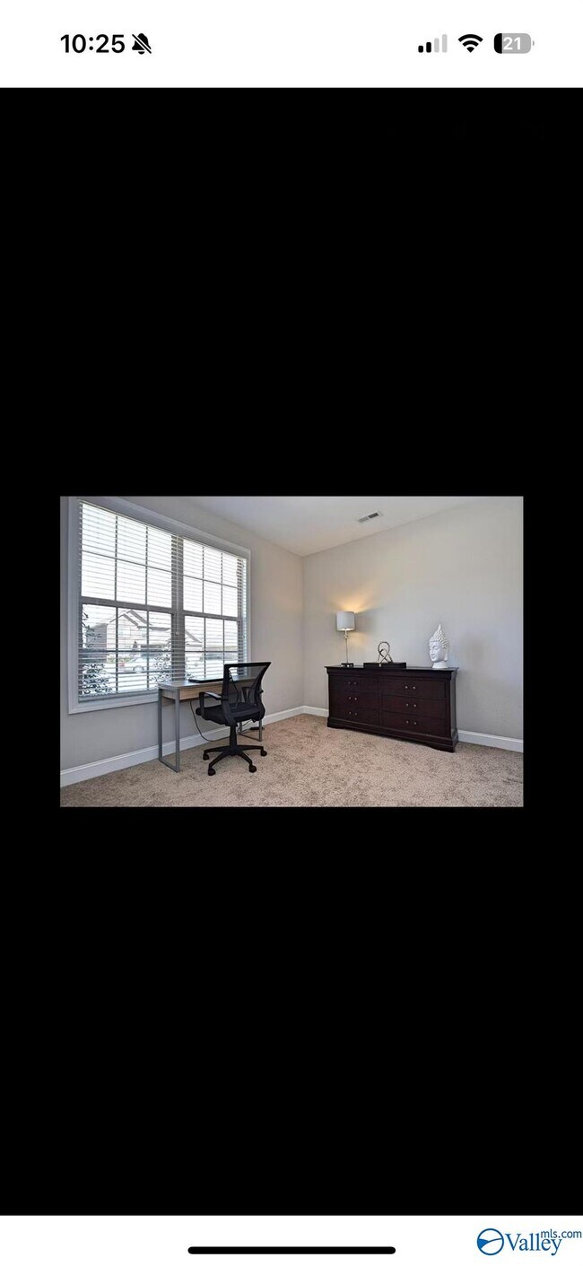 Building Photo - 605 Summerdawn Pl
