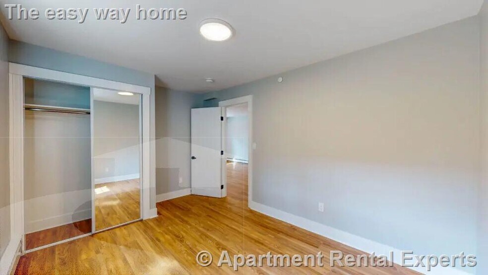 Building Photo - 132 Sherman St